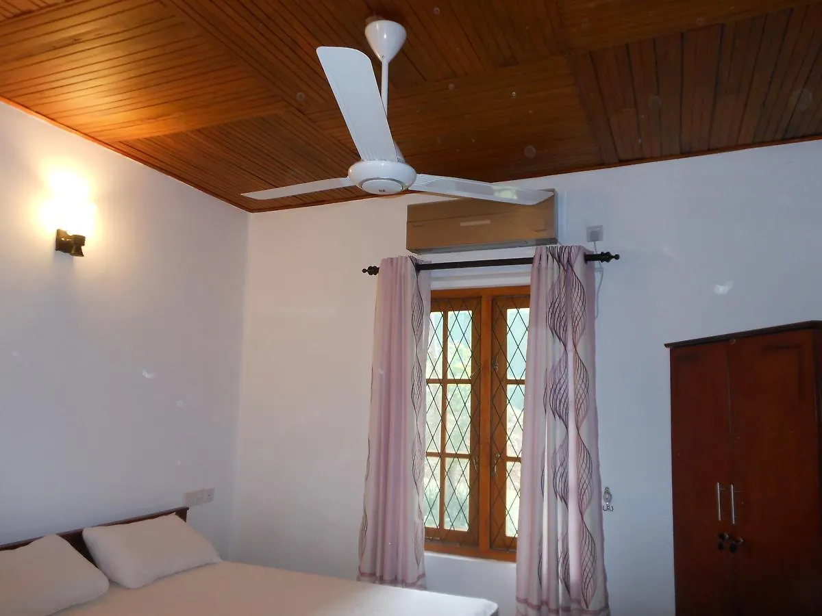 Hotel Lavender Hills Home Stay Kandy